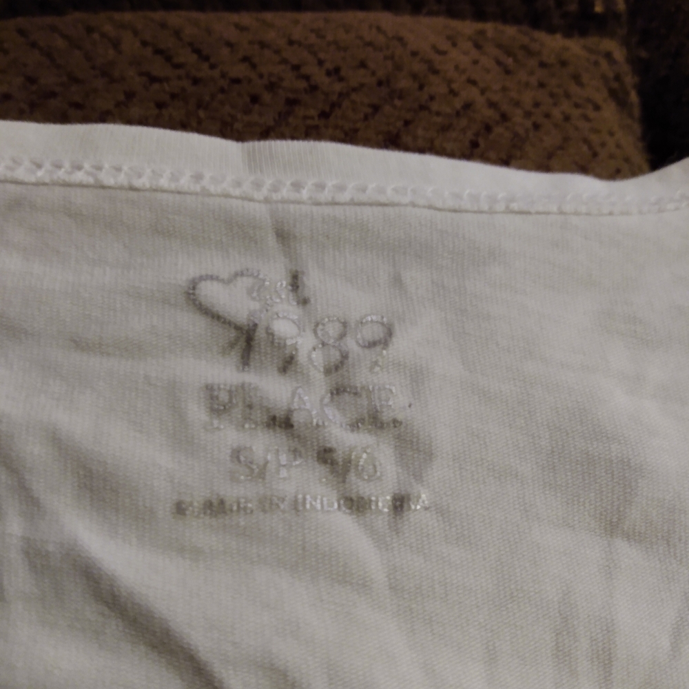 Throw - Picture 4 of 4